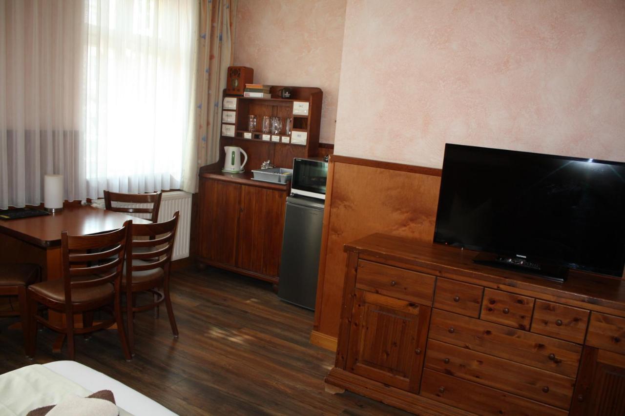 Pensionszimmer Unicat Guest house Potsdam