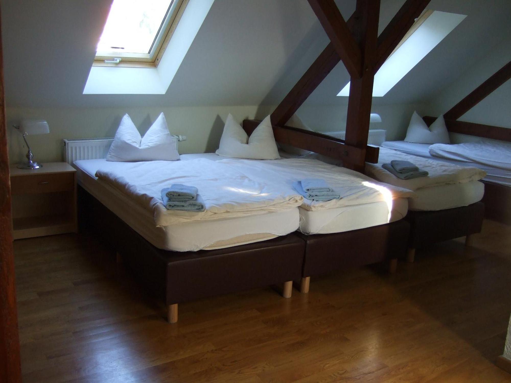 Guest house Pensionszimmer Unicat *